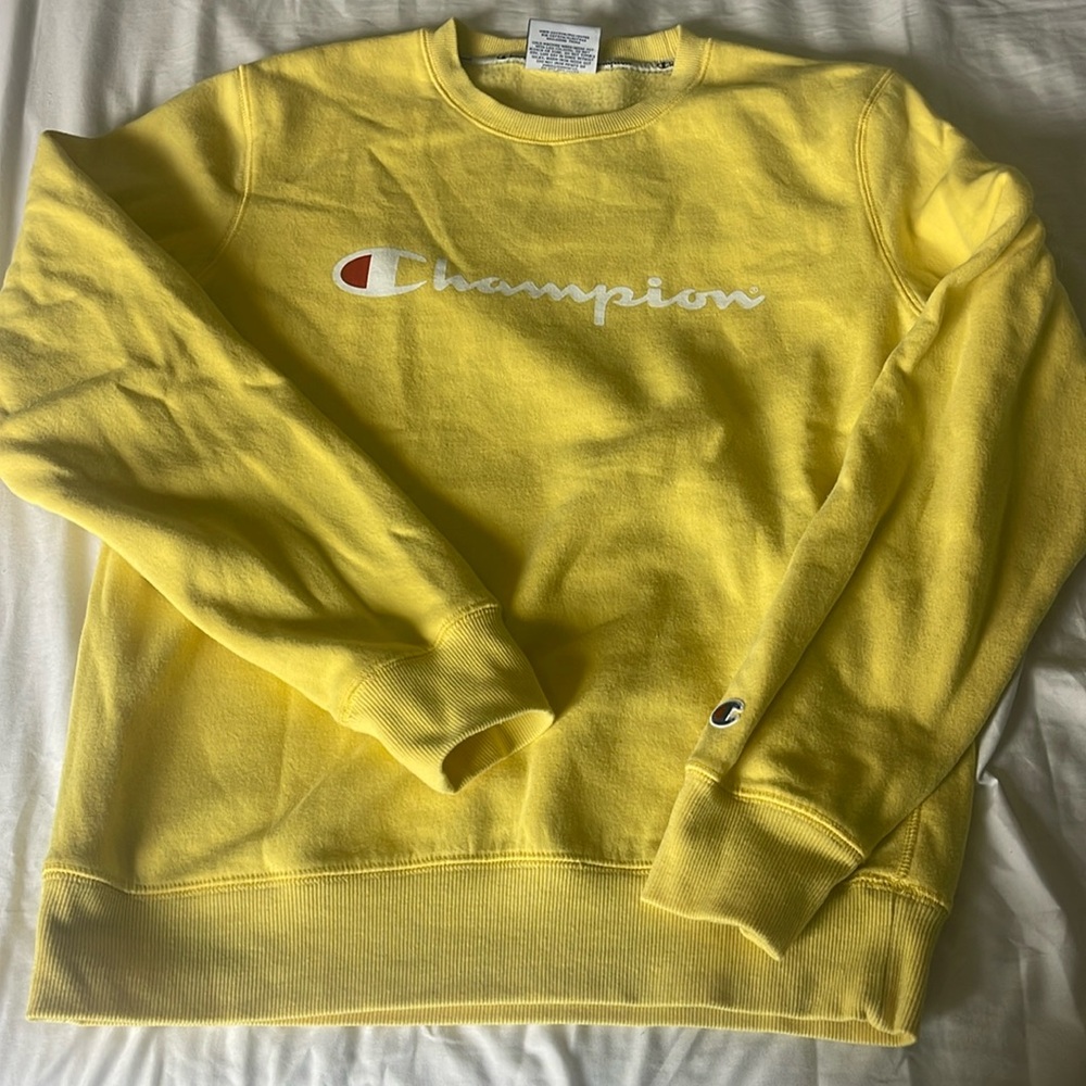 Yellow champion sweatshirt